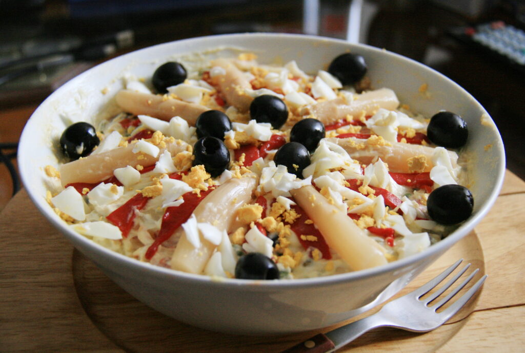 Ensaladilla rusa plate