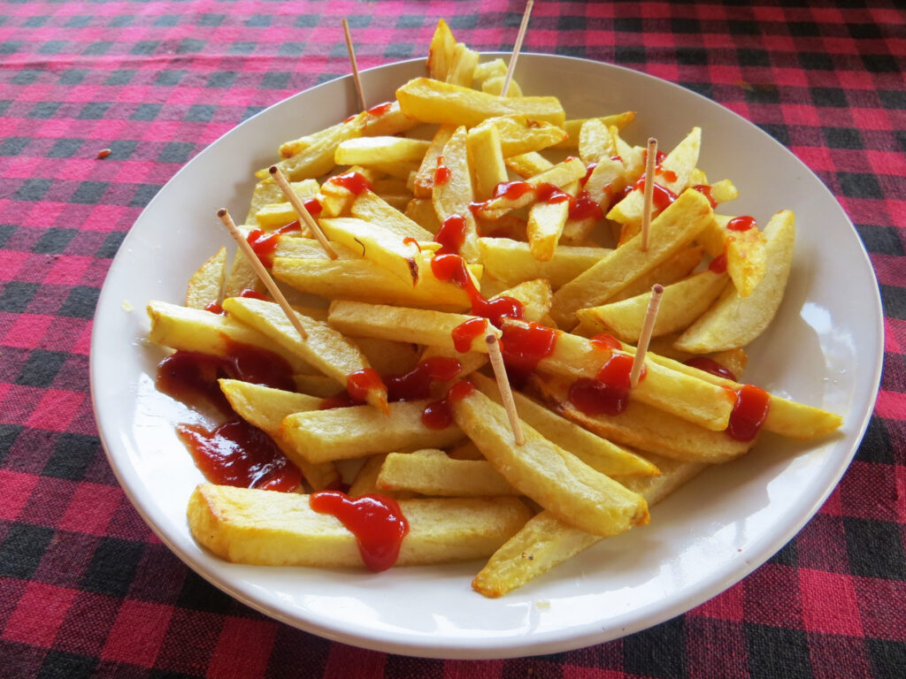 Patatas fritas caseras con aceite de oliva